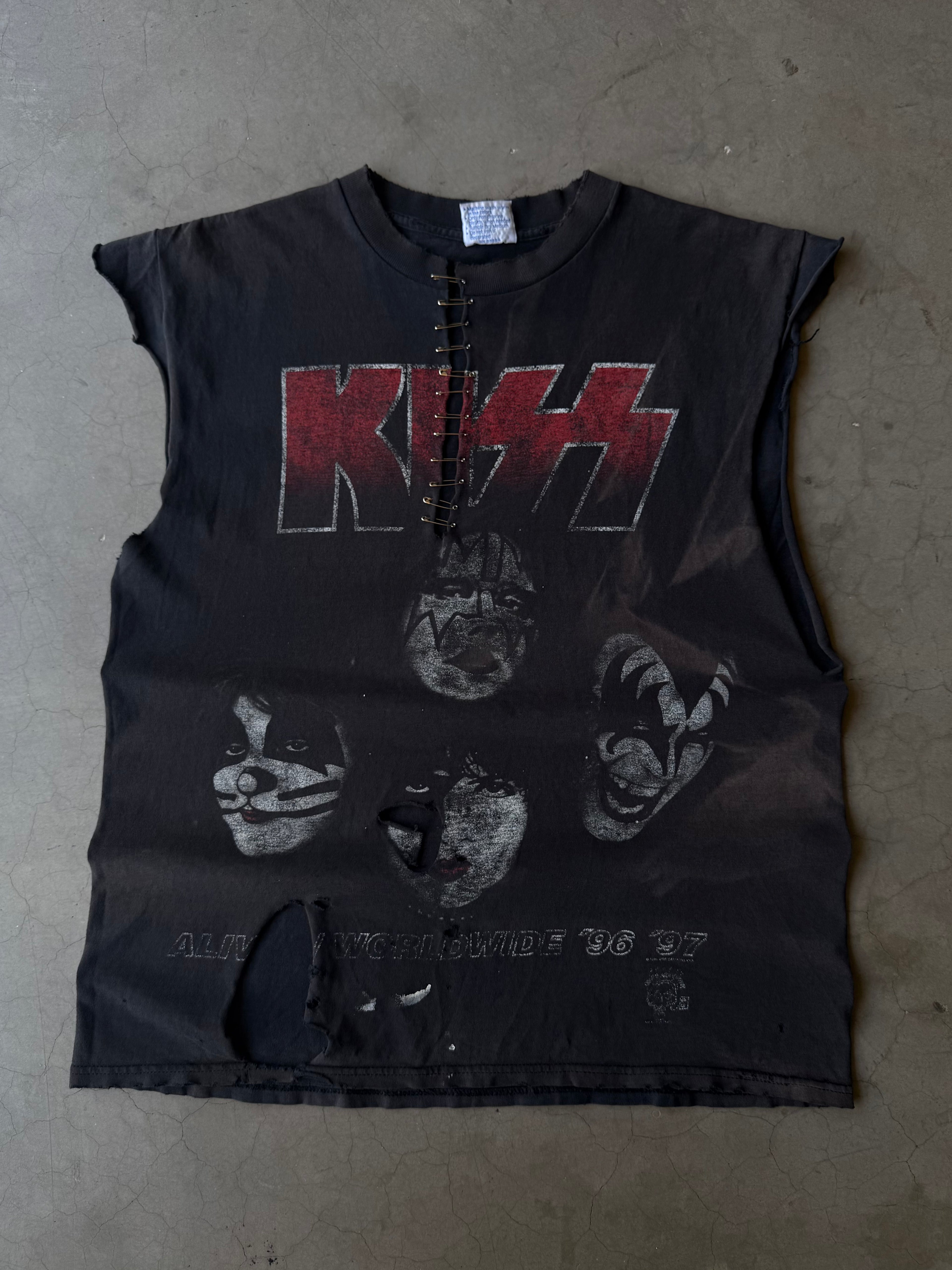 1990s Faded & Distressed Kiss Alive Worldwide Tee(L)