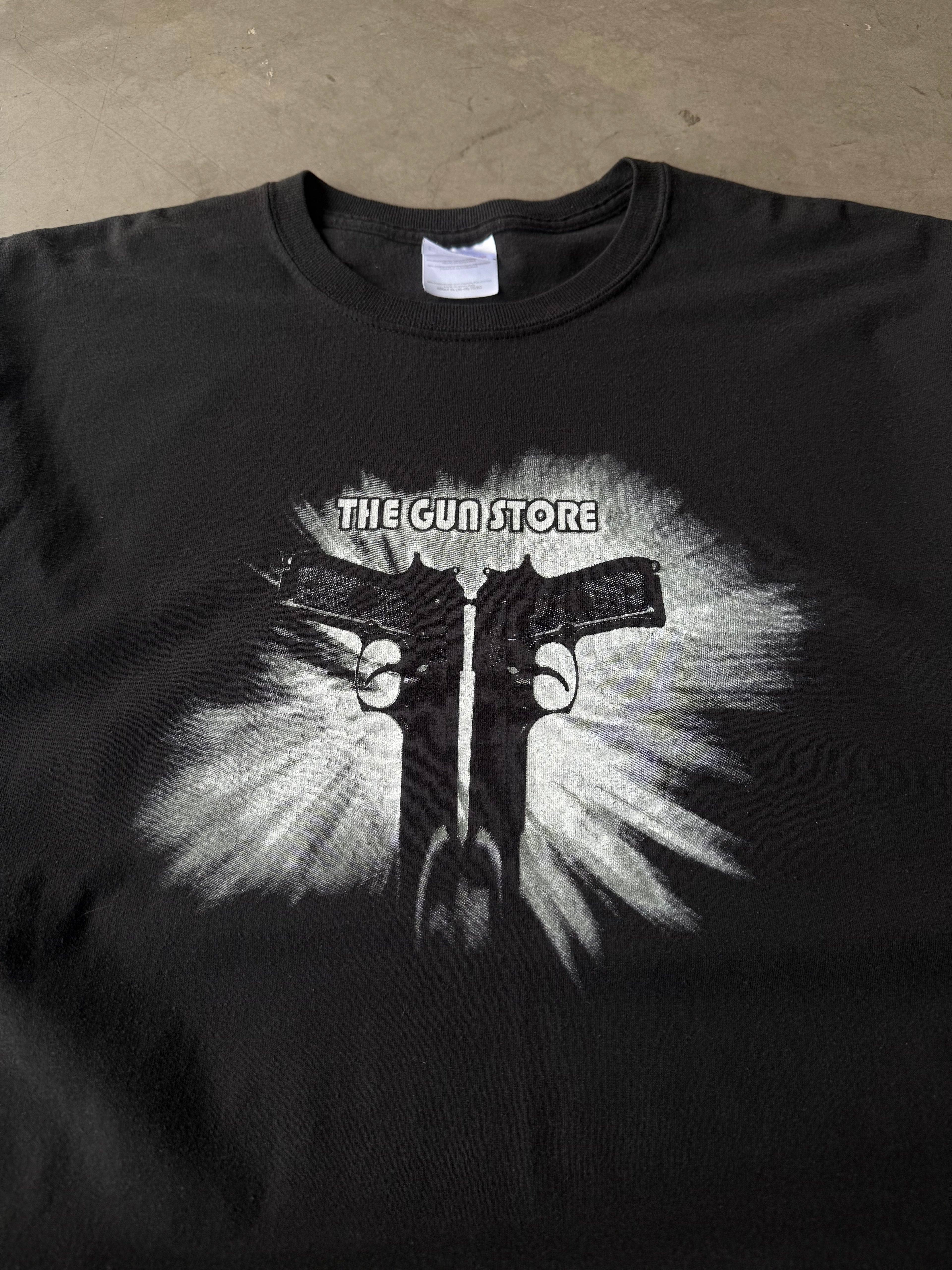 Early 2000s The Gun Store Tee(XL)