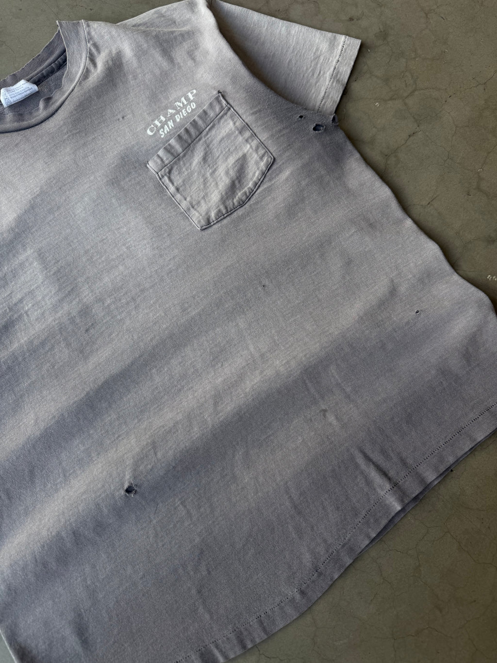 1980s Extremely Faded San Diego Champ Pocket Tee(L)