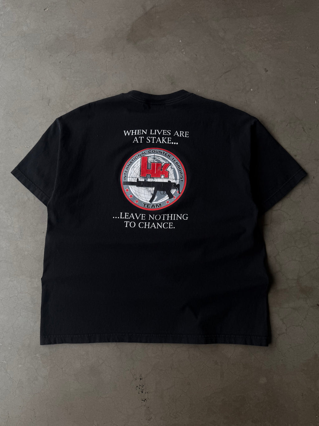 Early 2000s HK MP5 Gun Tee(XXL)