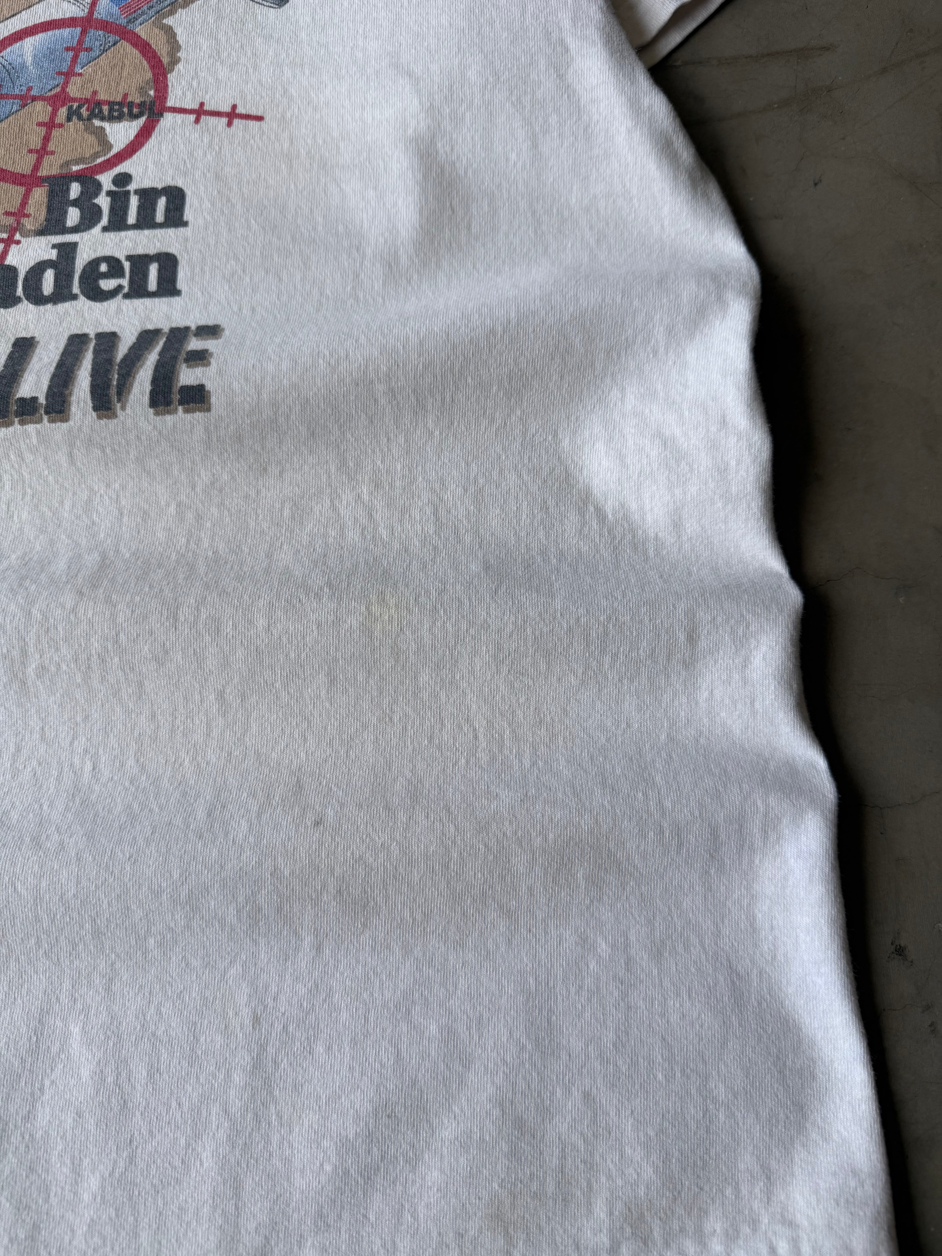 Early 2000s Wanted Dead Not Alive Osama bin Laden Tee(XL)