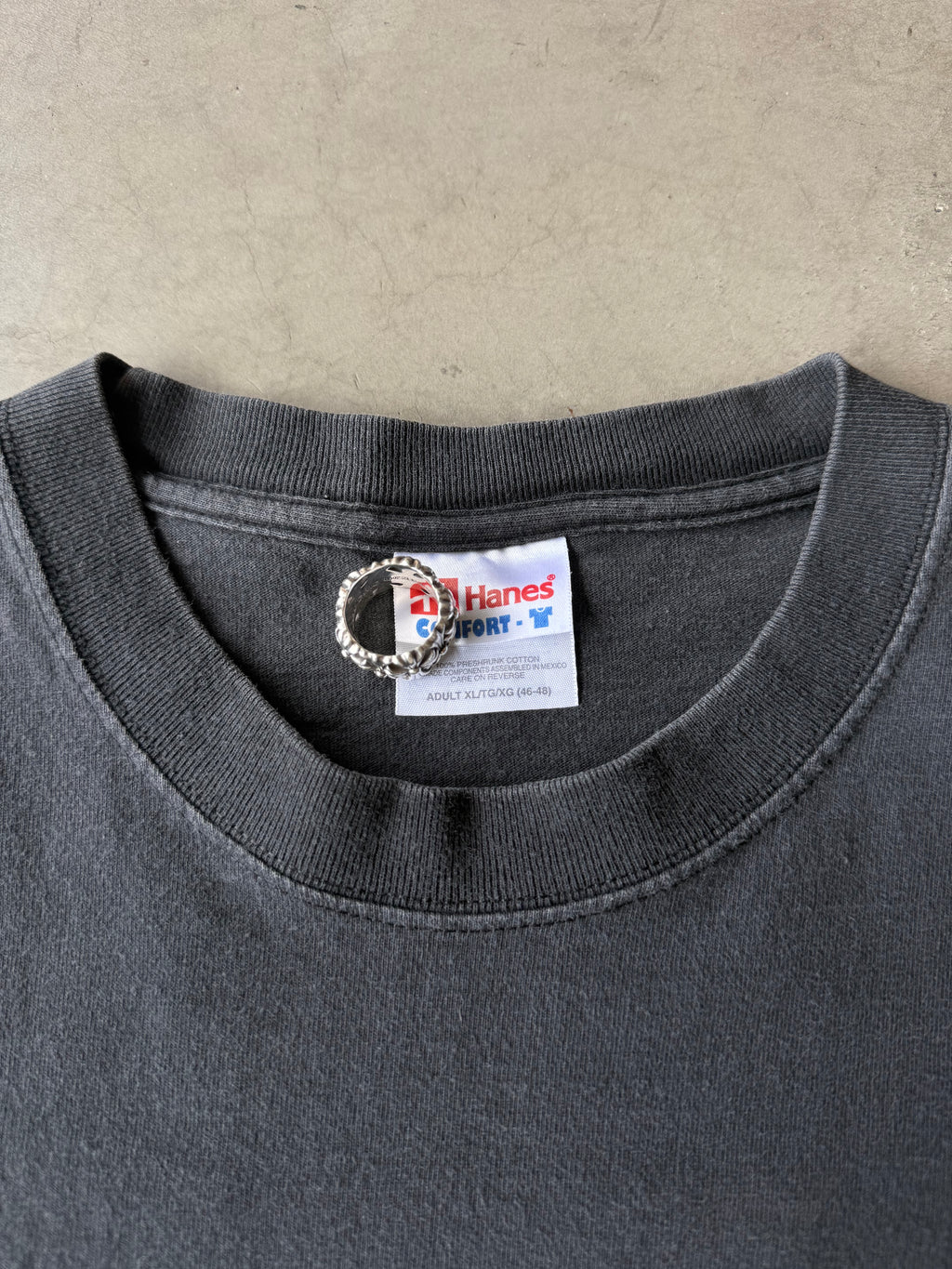 Early 2000s You Done Messed With The Wrong Bunch! Osama bin Laden Tee(XL)