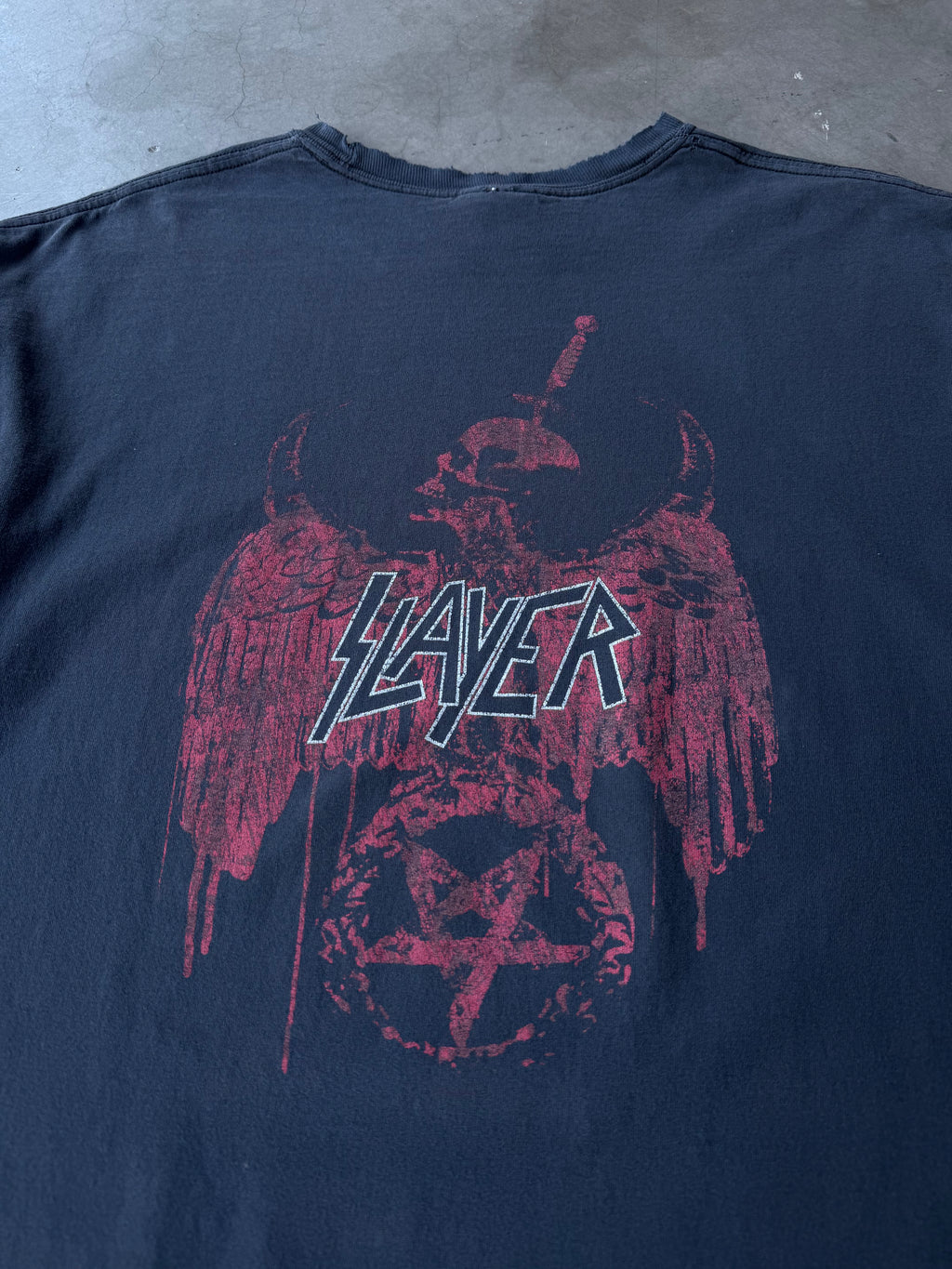 Early 2000s Distressed Slayer Unholy Alliance Tee(XL)