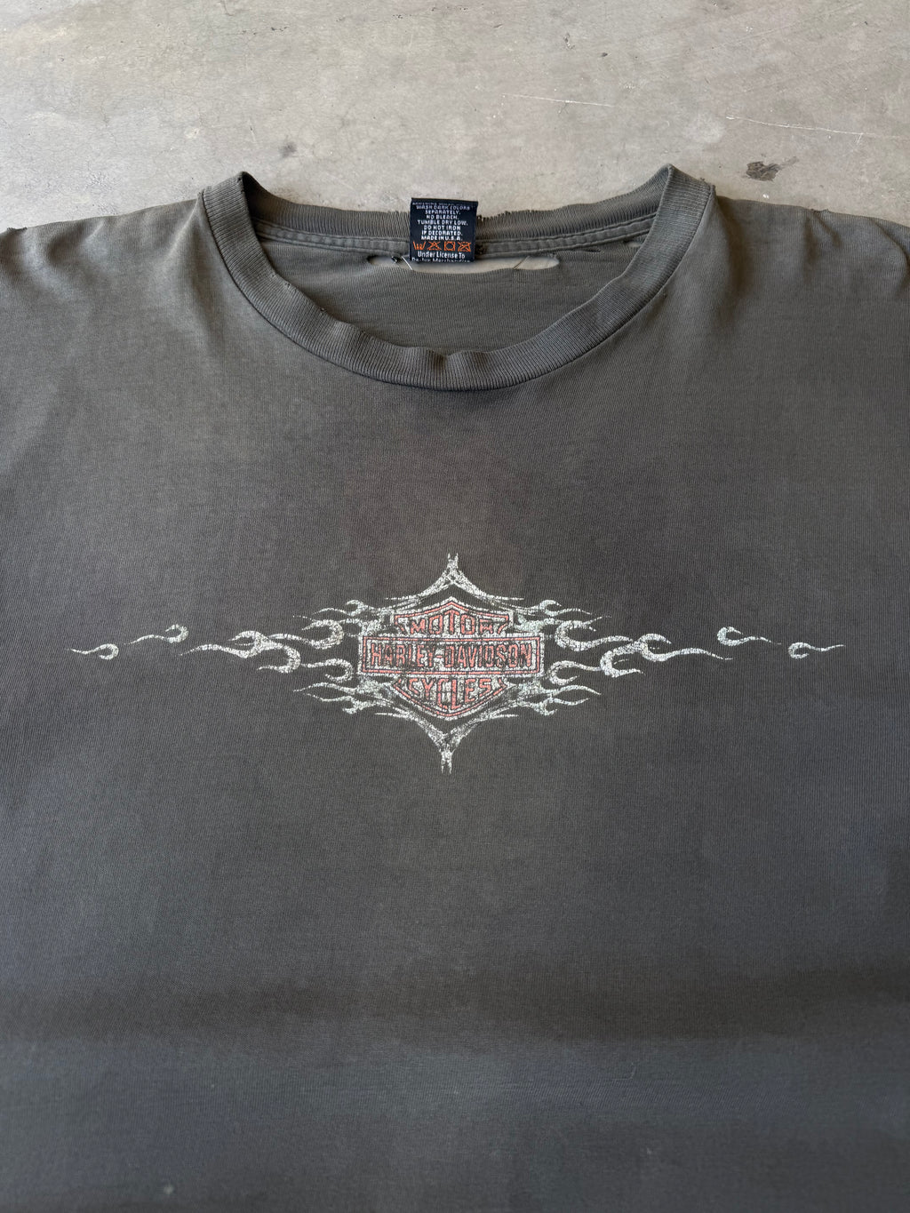 1990s Faded & Distressed Harley Davidson Cyber Chrome Tee(XL)