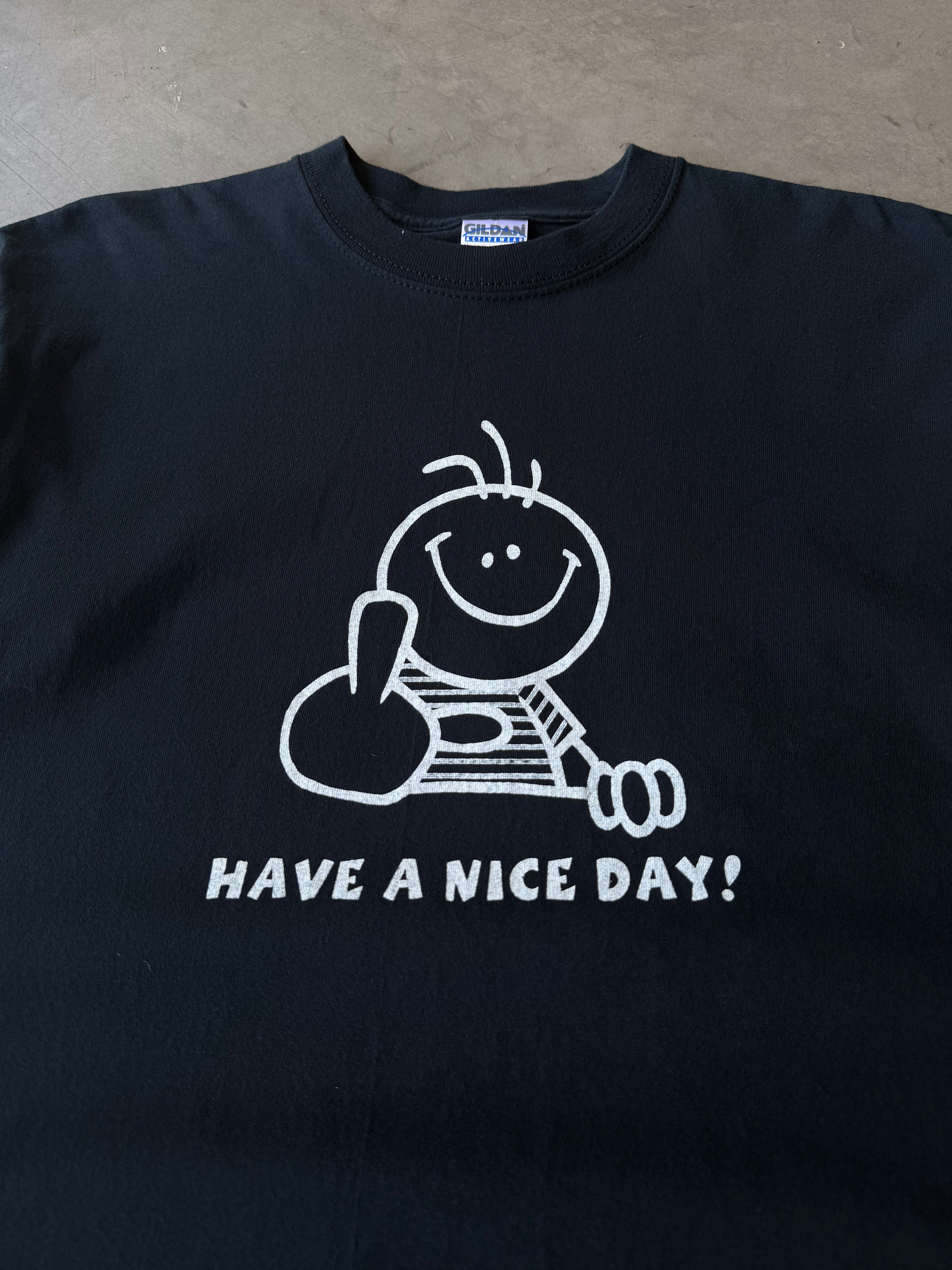 Early 2000s Have A Nice Day! Middle Finger Tee(M)