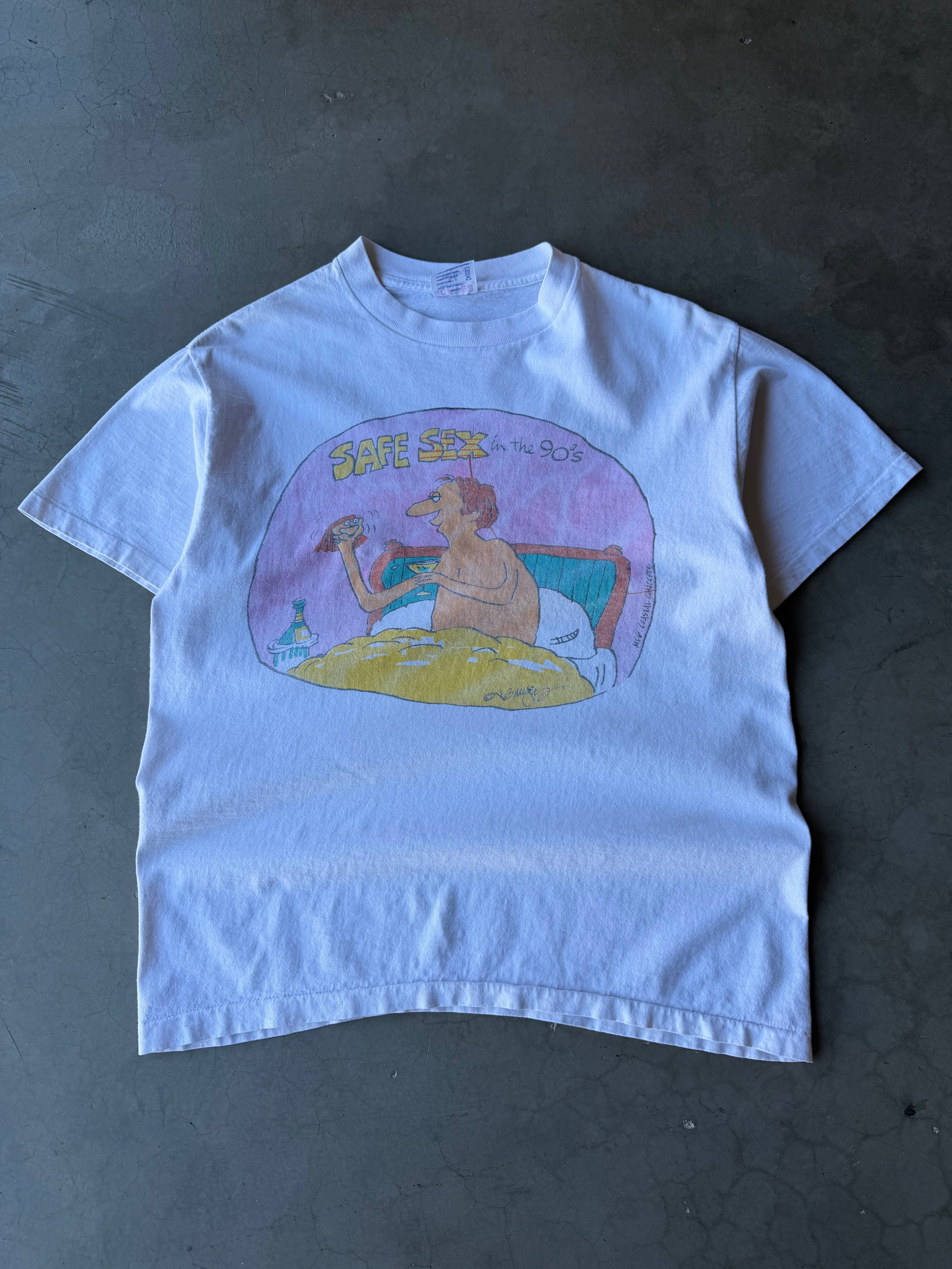 1990s Safe sex in the 90’s Tee(L)