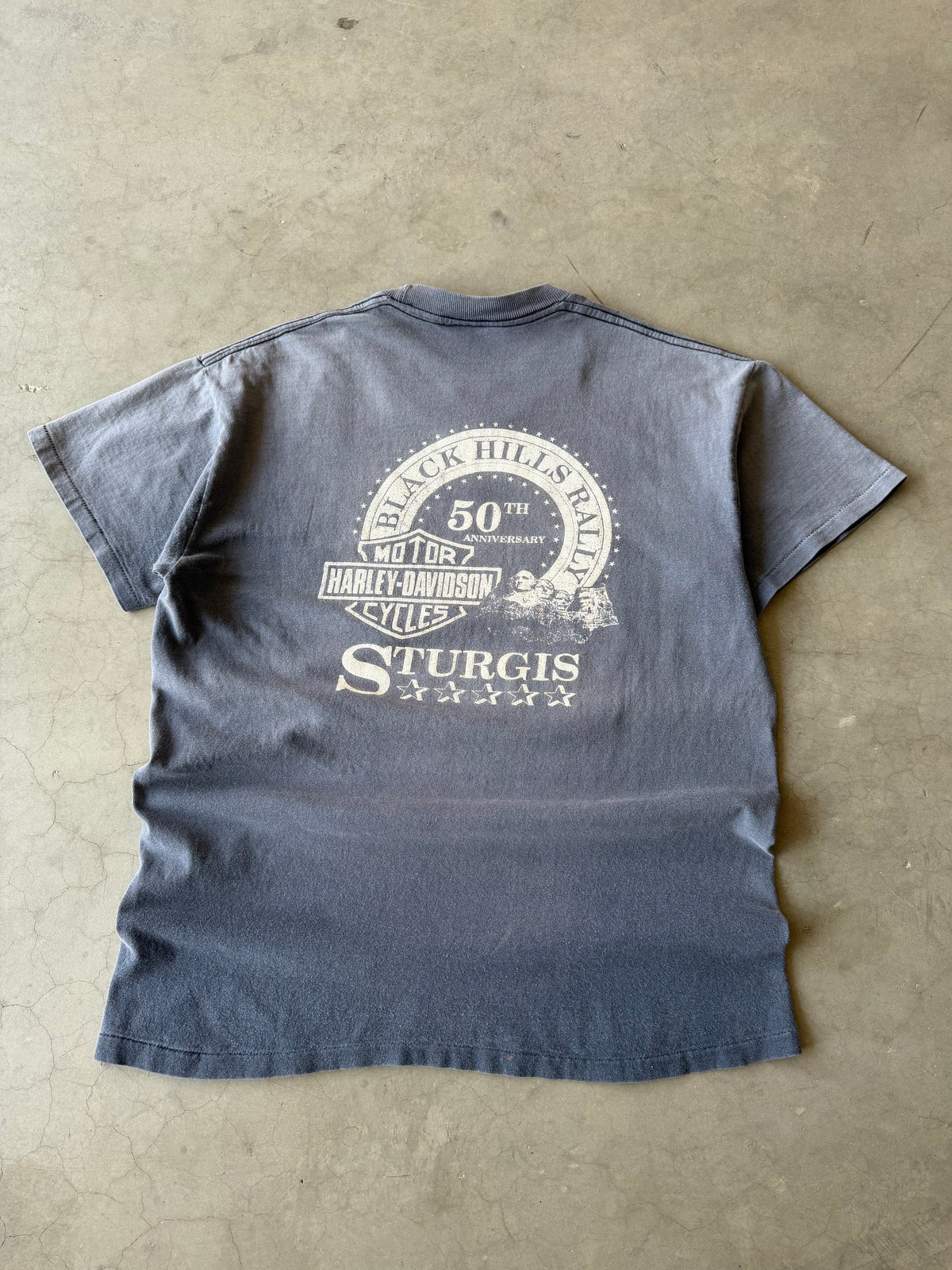 1990s Extremely Faded Harley Davidson Sturgis Rally Tee(L)