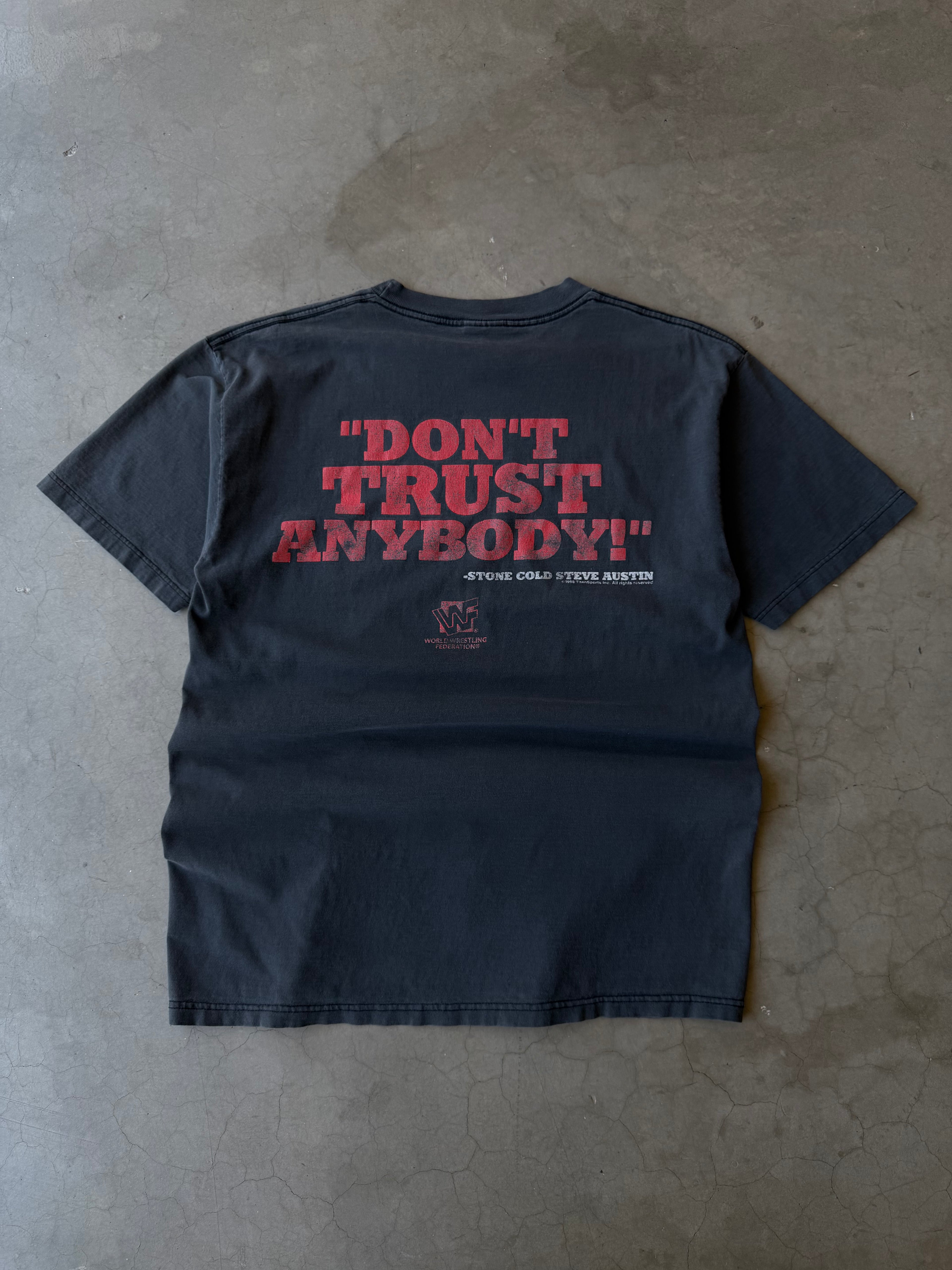 1990s Faded Stone Cold Don’t Trust Nobody Tee(L)