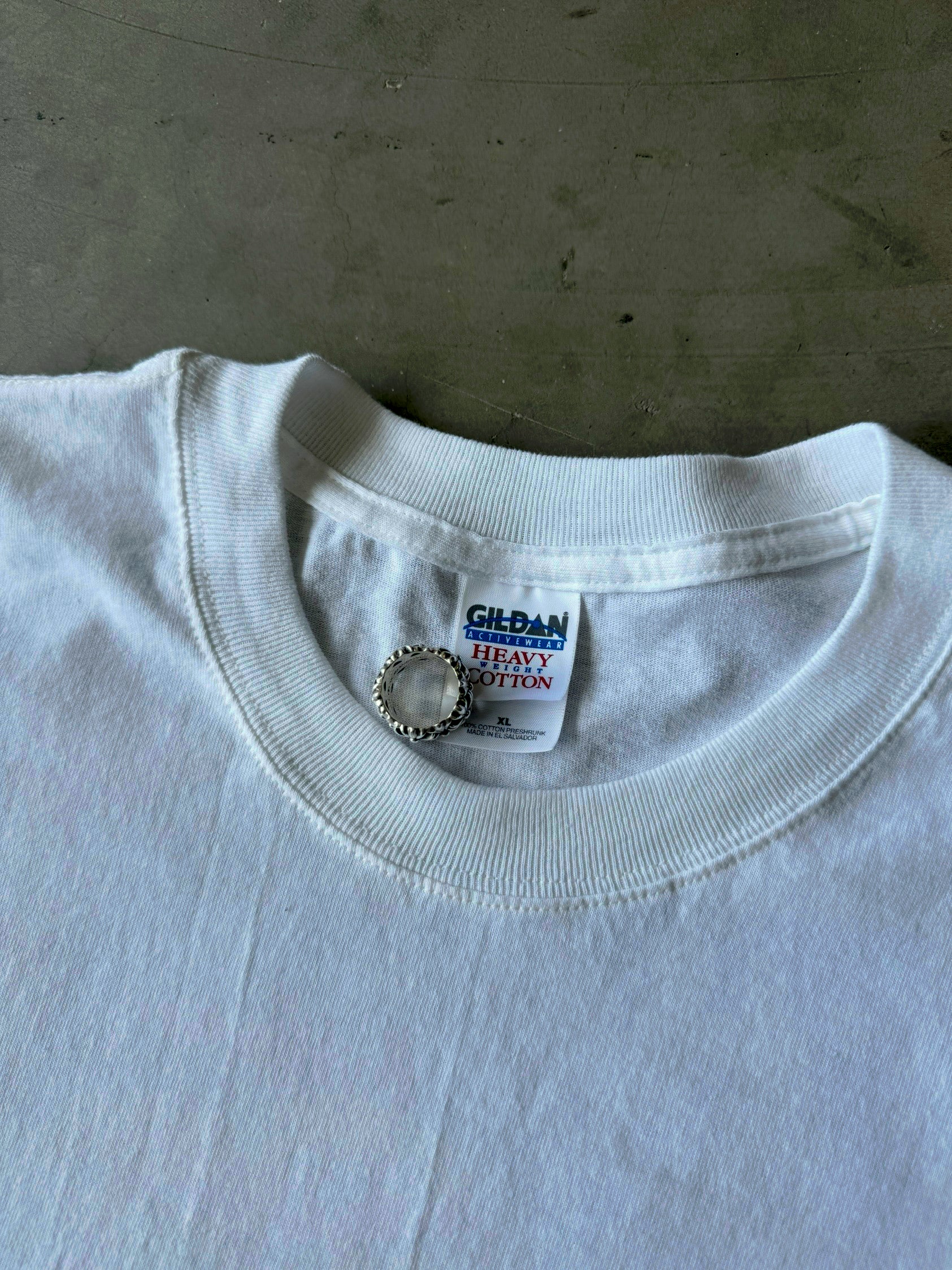 Early 2000s American Terrorist Hunter Osama bin Laden Tee(XL)