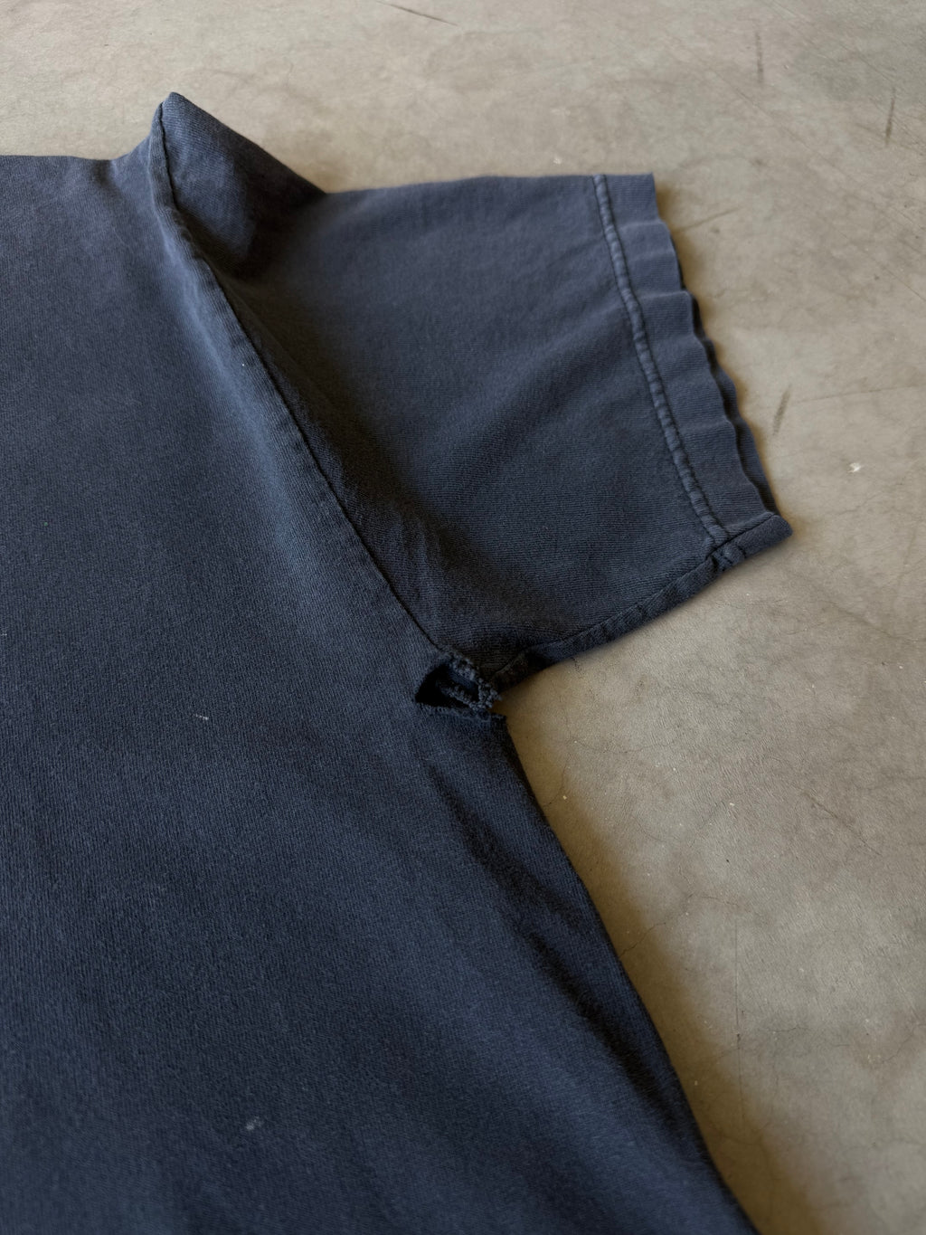 Early 2000s Black Painted Blank Tee(XL)