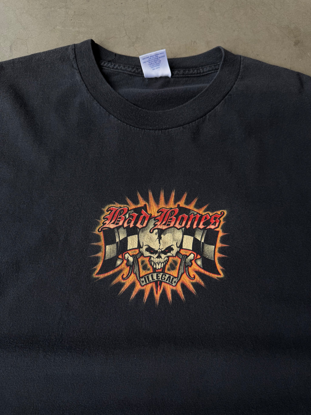 Early 2000s Bad Bones Skull Tee(XL)