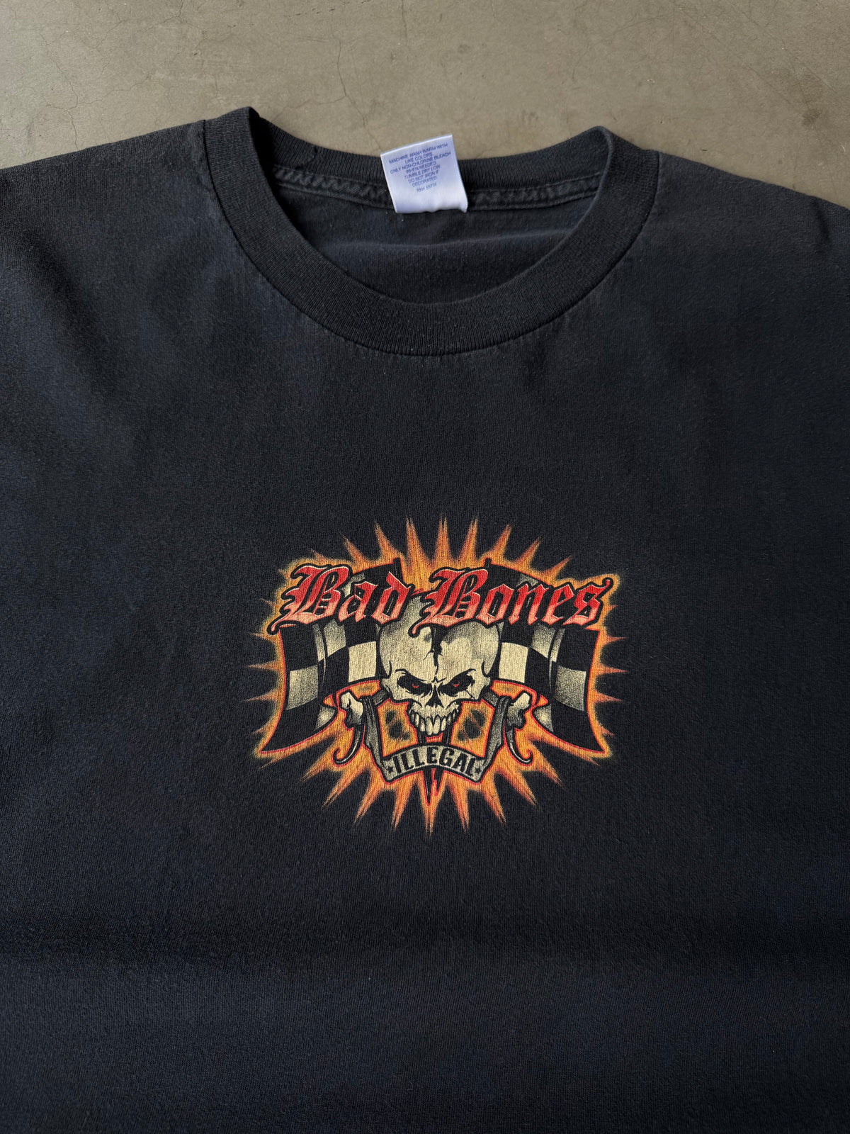 Early 2000s Bad Bones Skull Tee(XL)
