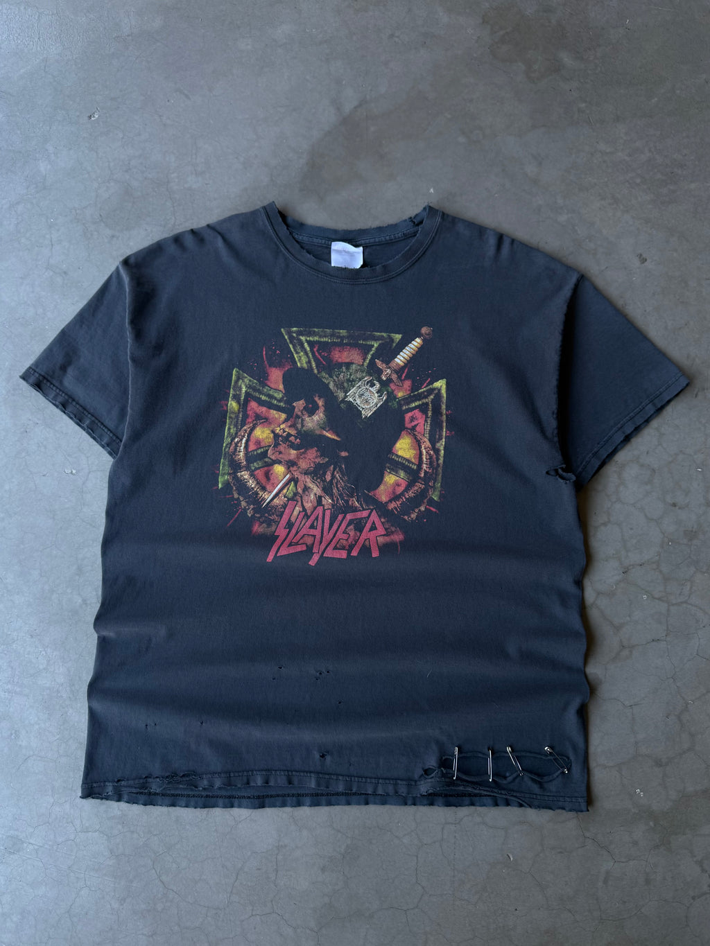 Early 2000s Distressed Slayer Unholy Alliance Tee(XL)