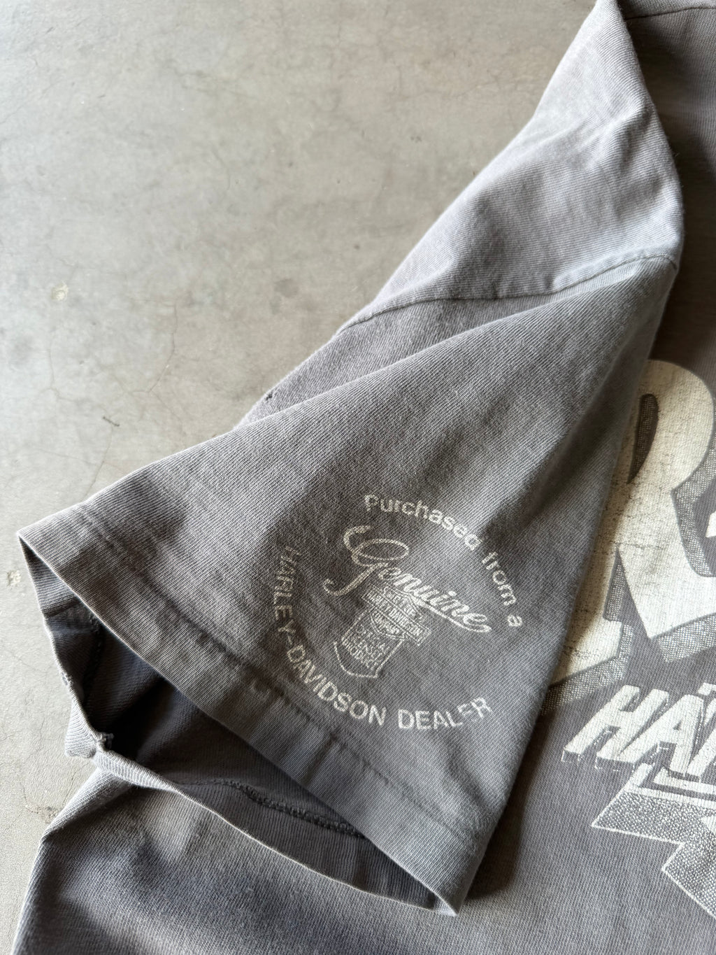 1980s Extremely Faded Harley Davidson The Legend Takes Wing Tee(XL)