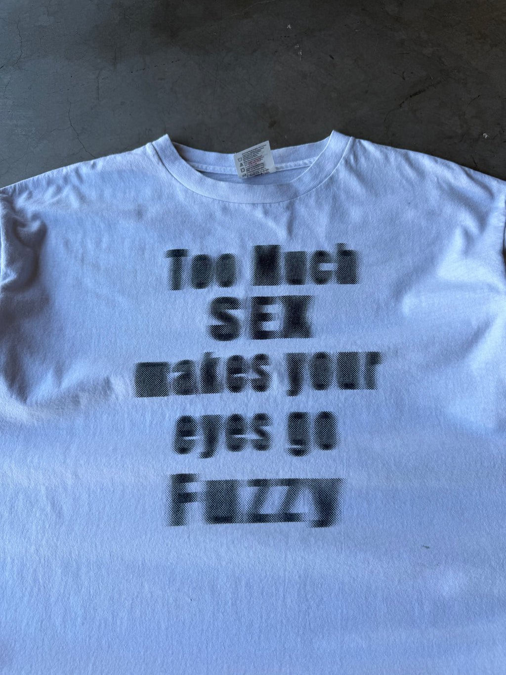1990s Too Much Sex makes your eyes go Fuzzy Tee(XL)