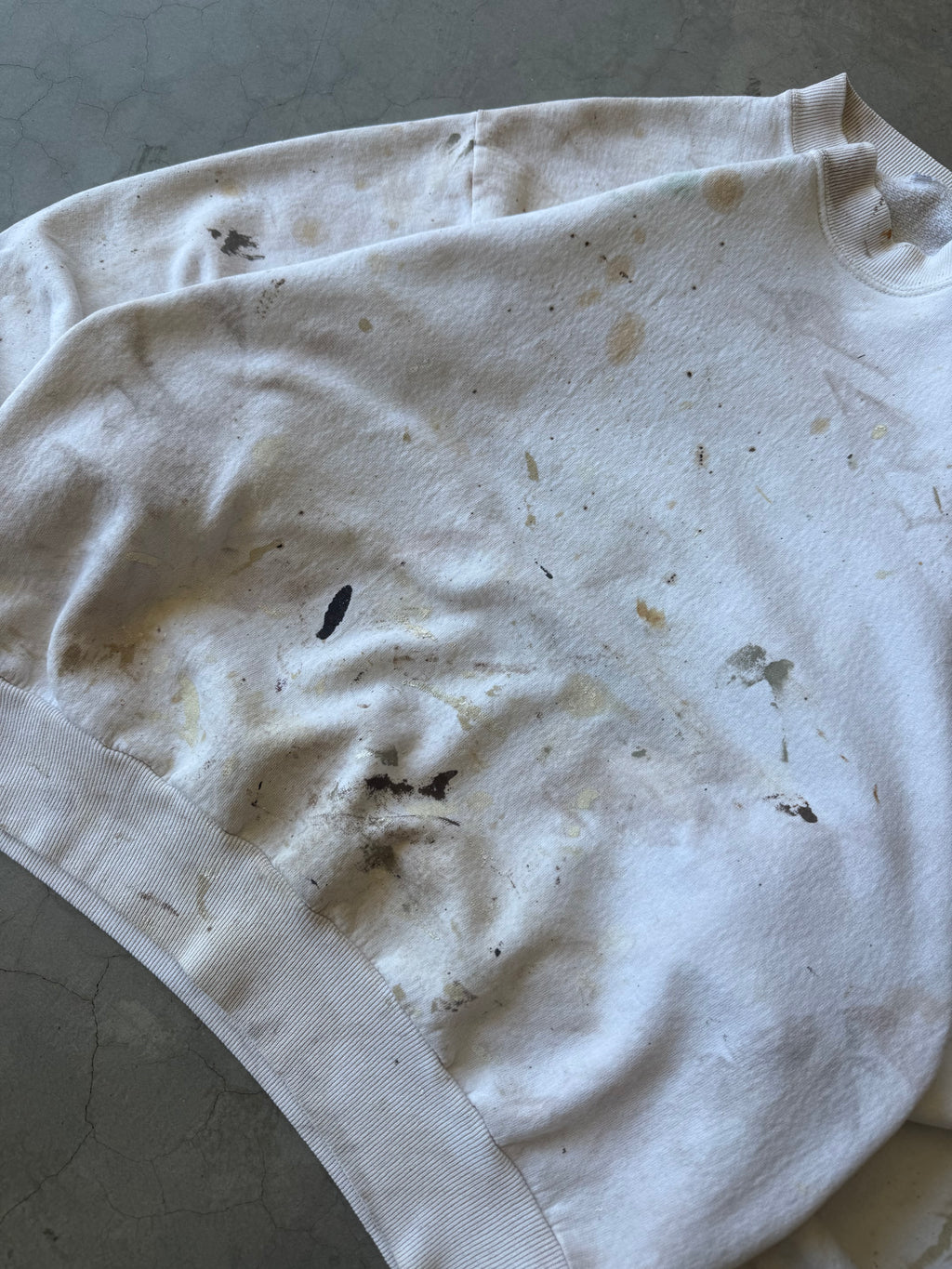 1990s Extremely Painted White Blank Sweater(S)