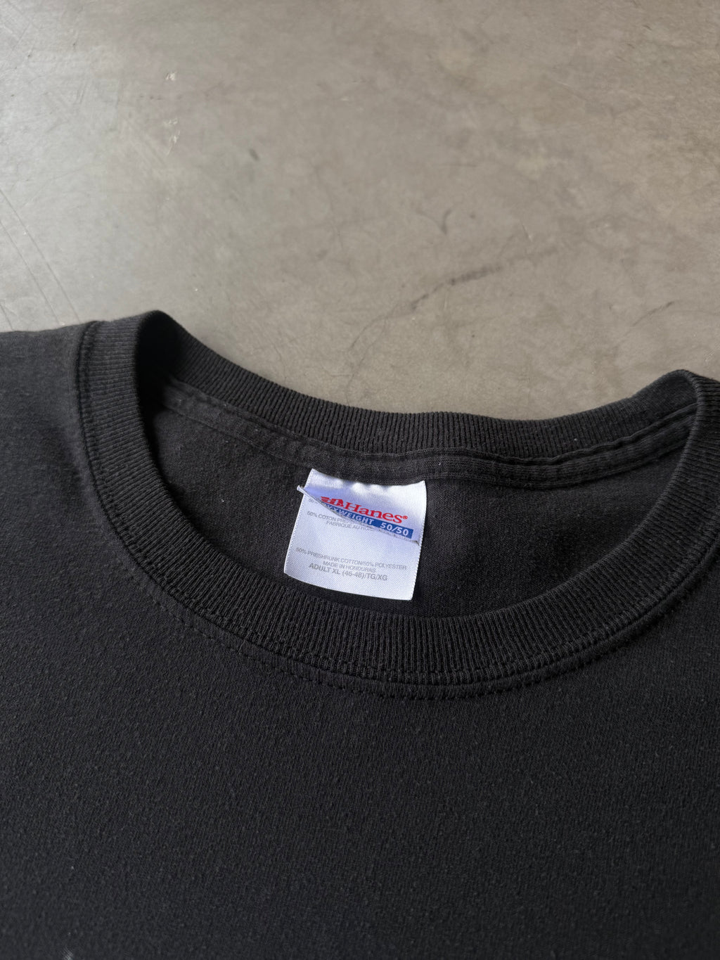 Early 2000s The Gun Store Tee(XL)